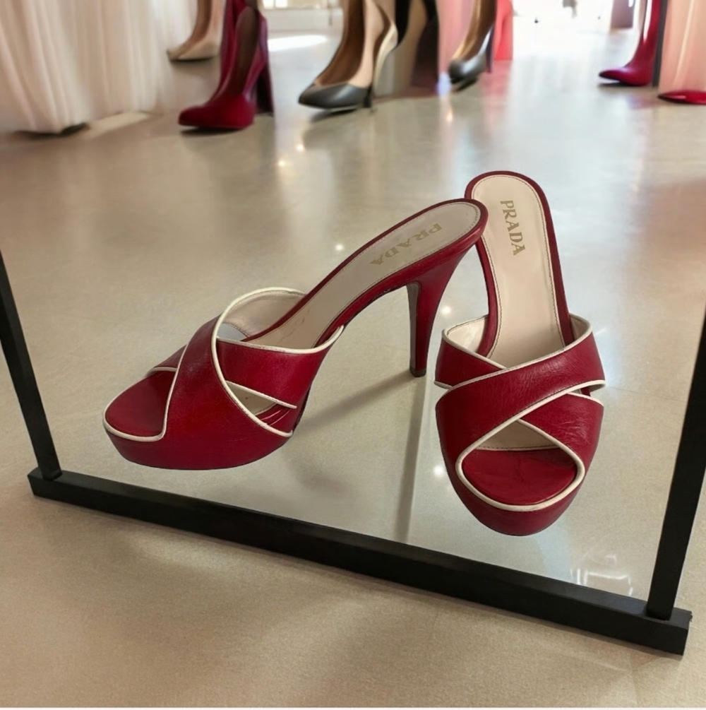 Prada Vitello Raspberry Beige Leather Platform Peep Toe High Heel Sandals Sz 36 - Picture 3 of 9